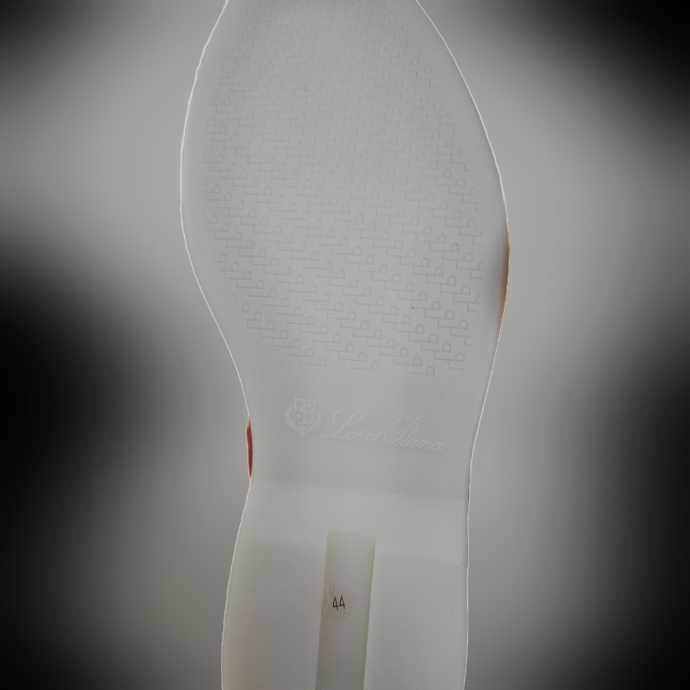 Loro Piana Summer Walks Size 44 - Picture 12 of 14